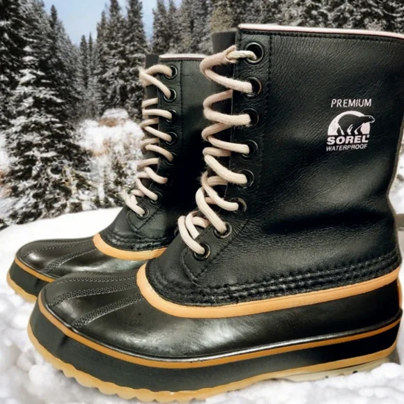 Sorel 1964 Premium Waterproof Black & Pink Winter Boots - Picture 2 of 3